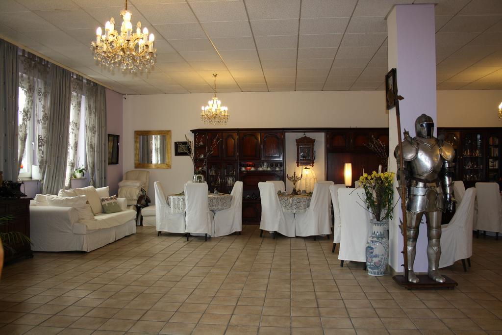 Hotel Attache Raunheim Ngoại thất bức ảnh