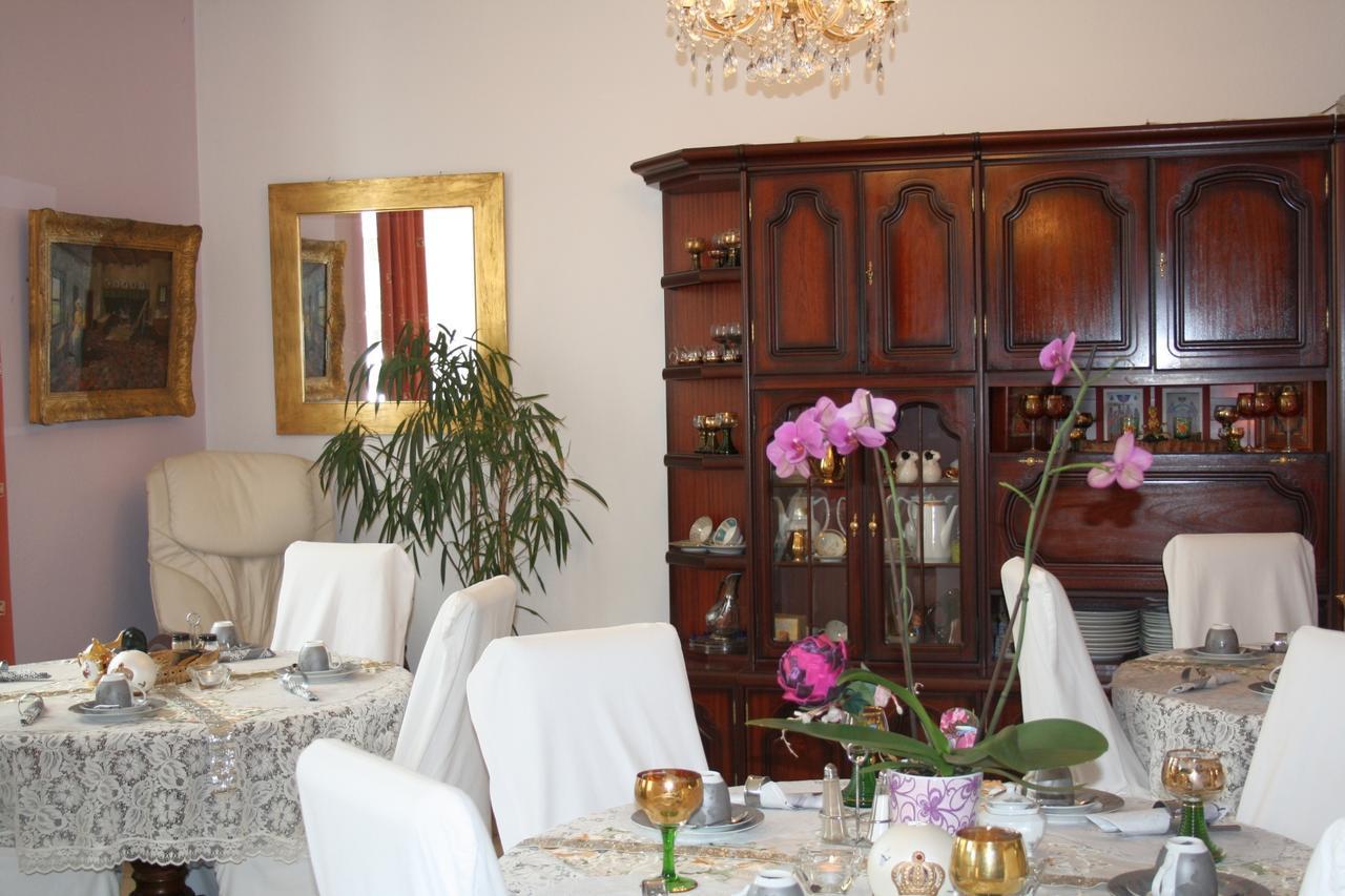 Hotel Attache Raunheim Ngoại thất bức ảnh