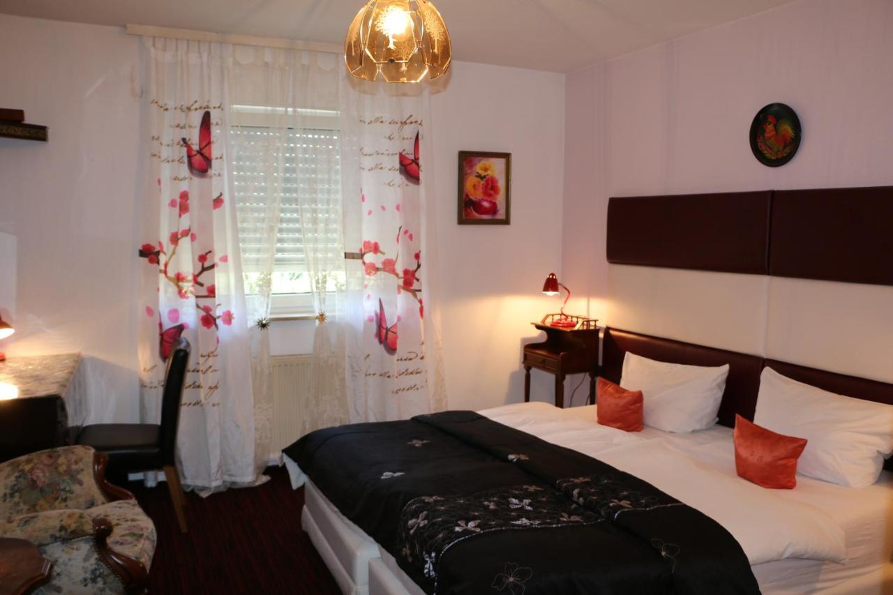 Hotel Attache Raunheim Ngoại thất bức ảnh