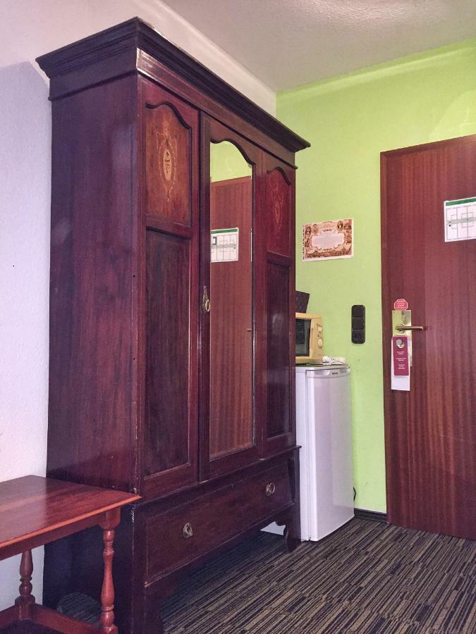 Hotel Attache Raunheim Ngoại thất bức ảnh