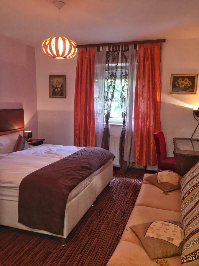 Hotel Attache Raunheim Ngoại thất bức ảnh