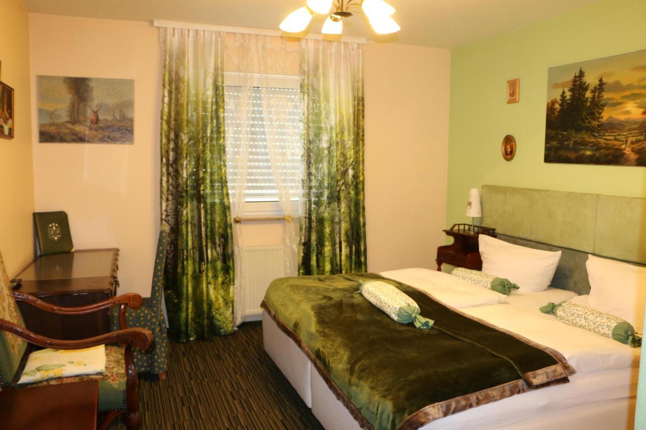 Hotel Attache Raunheim Ngoại thất bức ảnh